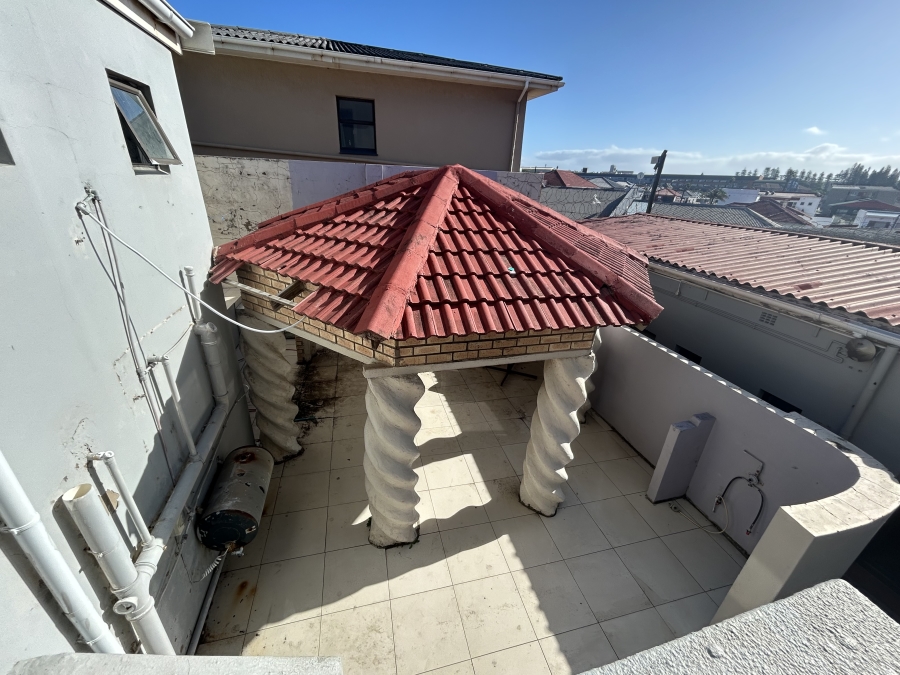Commercial Property for Sale in Quigney Eastern Cape